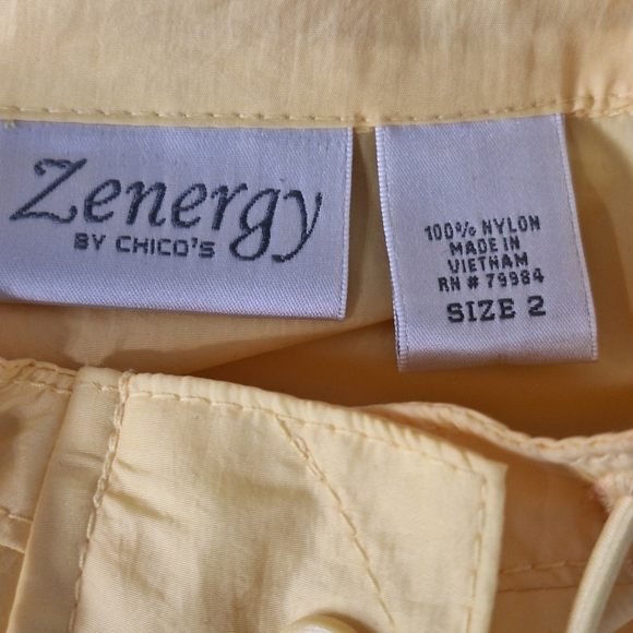 Zenergy by Chico’s Yellow Boho Gorpcore Lightweight Windbreaker Jacket Size L - Picture 12 of 13